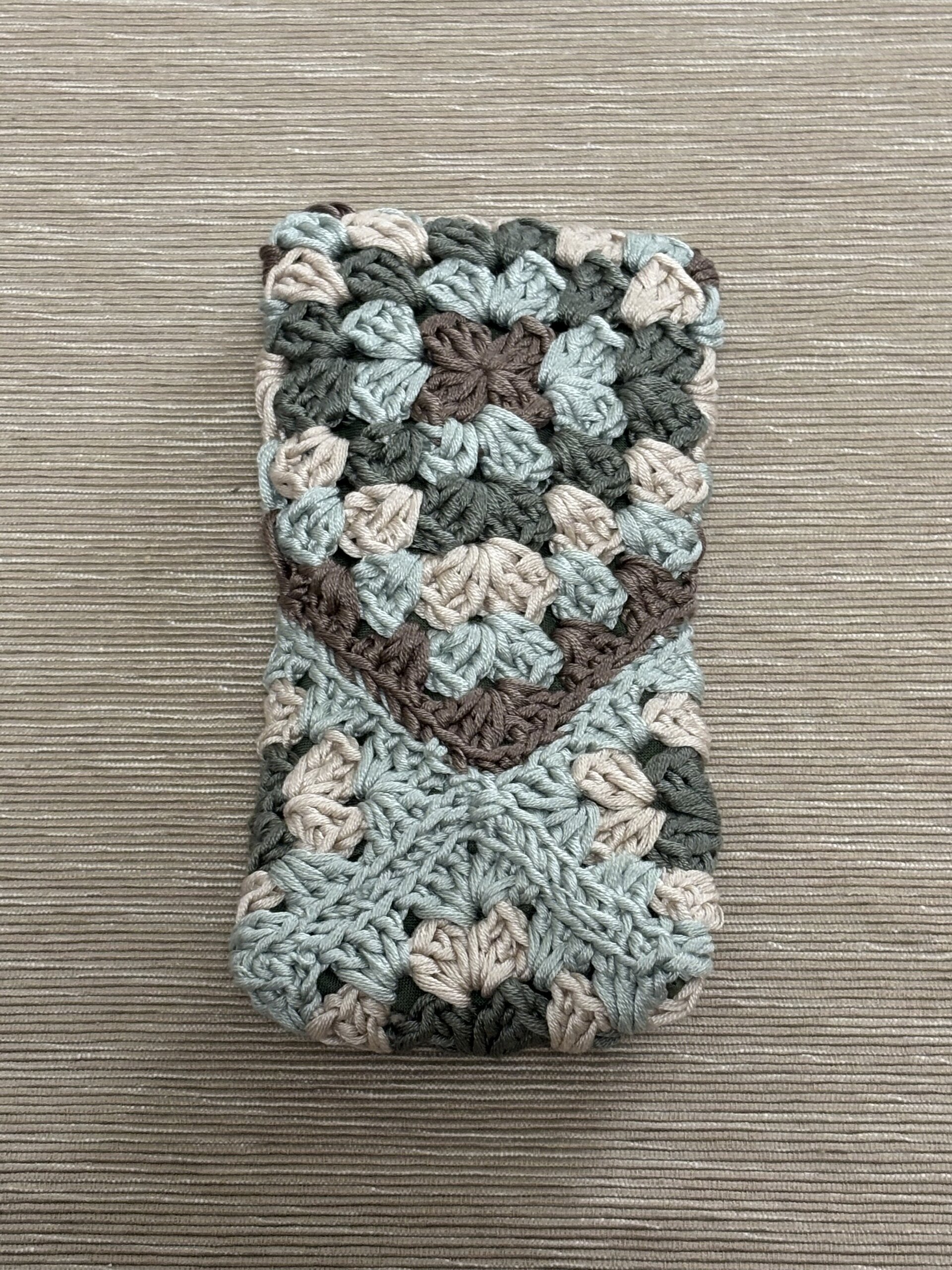 Conjunto funda gafas y portalibros hecho a mano crochet tonos verde - 6