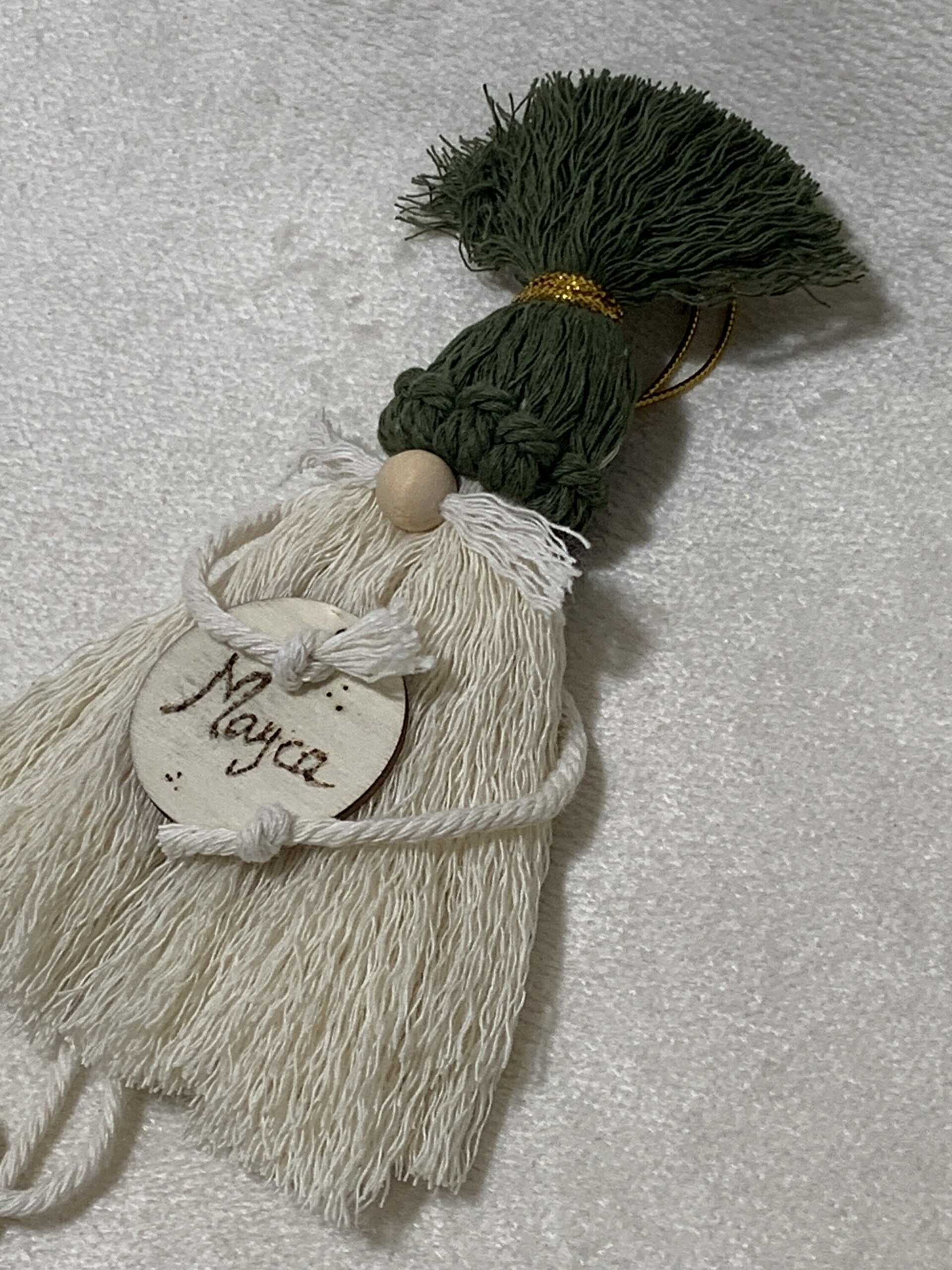 Duende gorro verde, cuerpo beige - 6