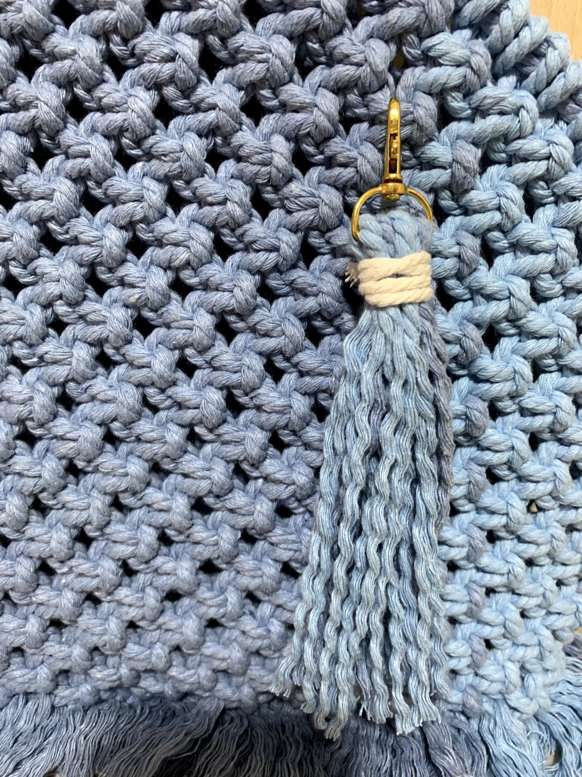 Bolso con asa de madera de macramé - 5