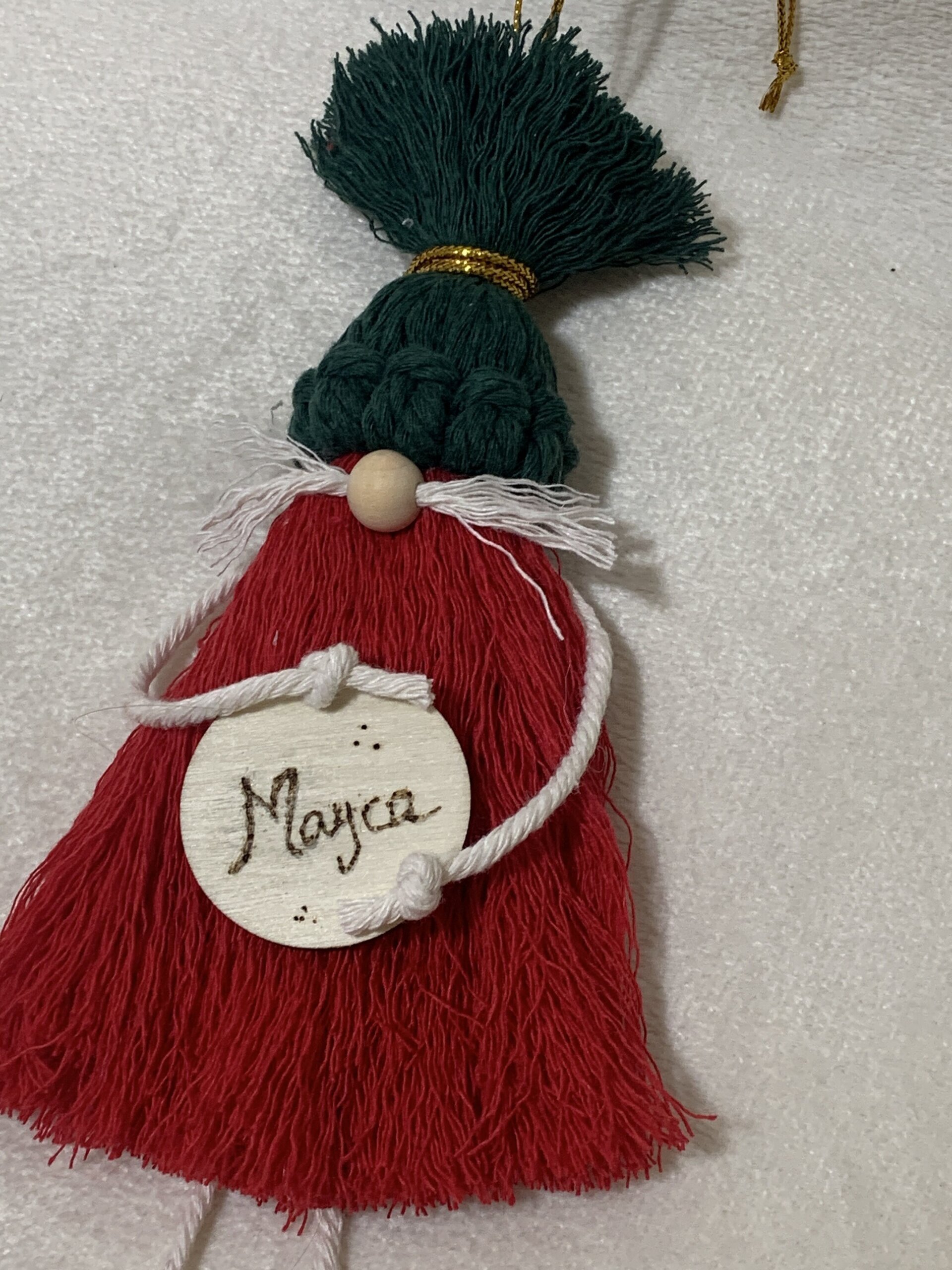 Duende de Navidad de macramé hecho a mano – Decoracion Navideña personalizada - 2
