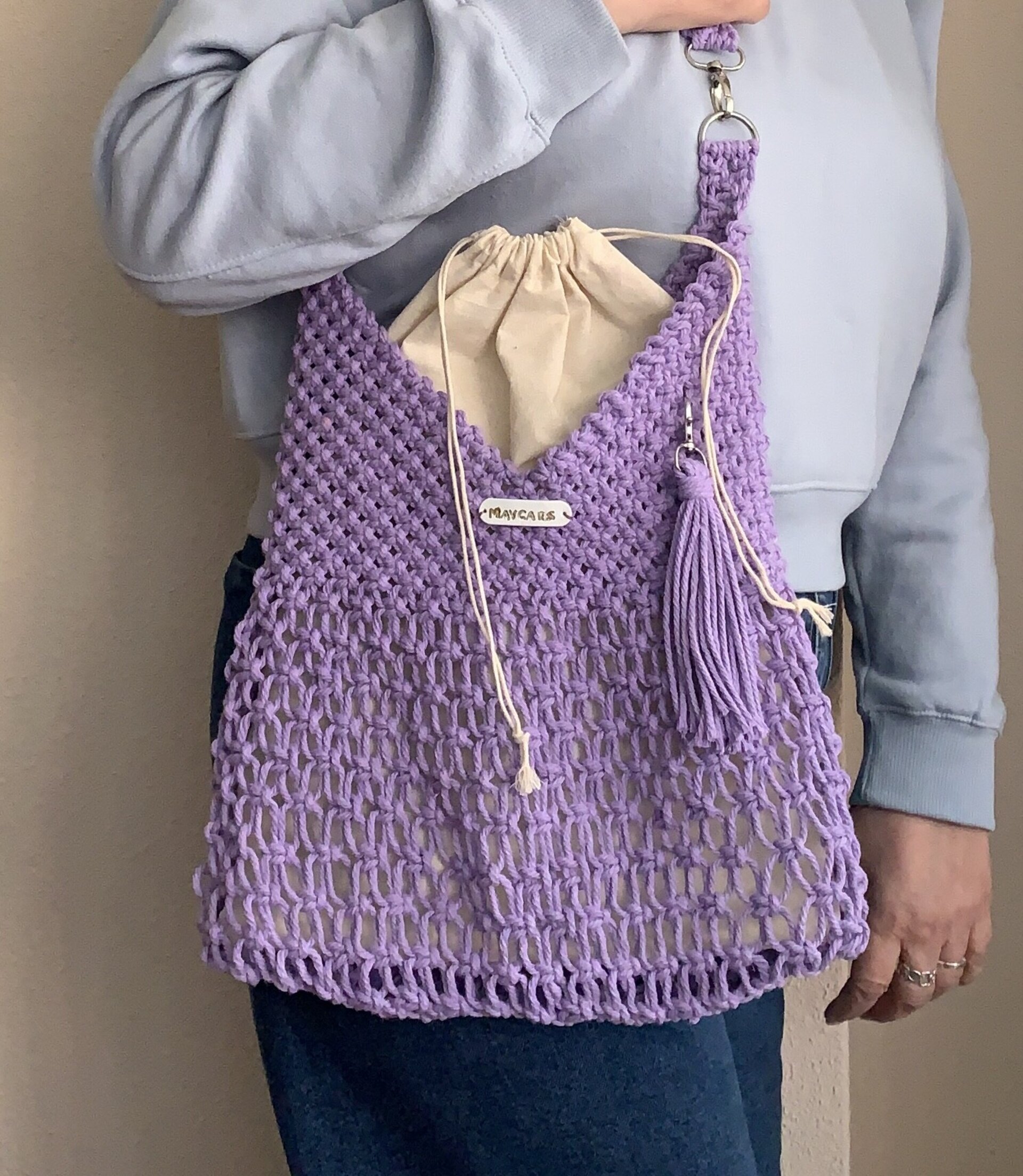 Bolso Lila con diseño de red en macramé - 3