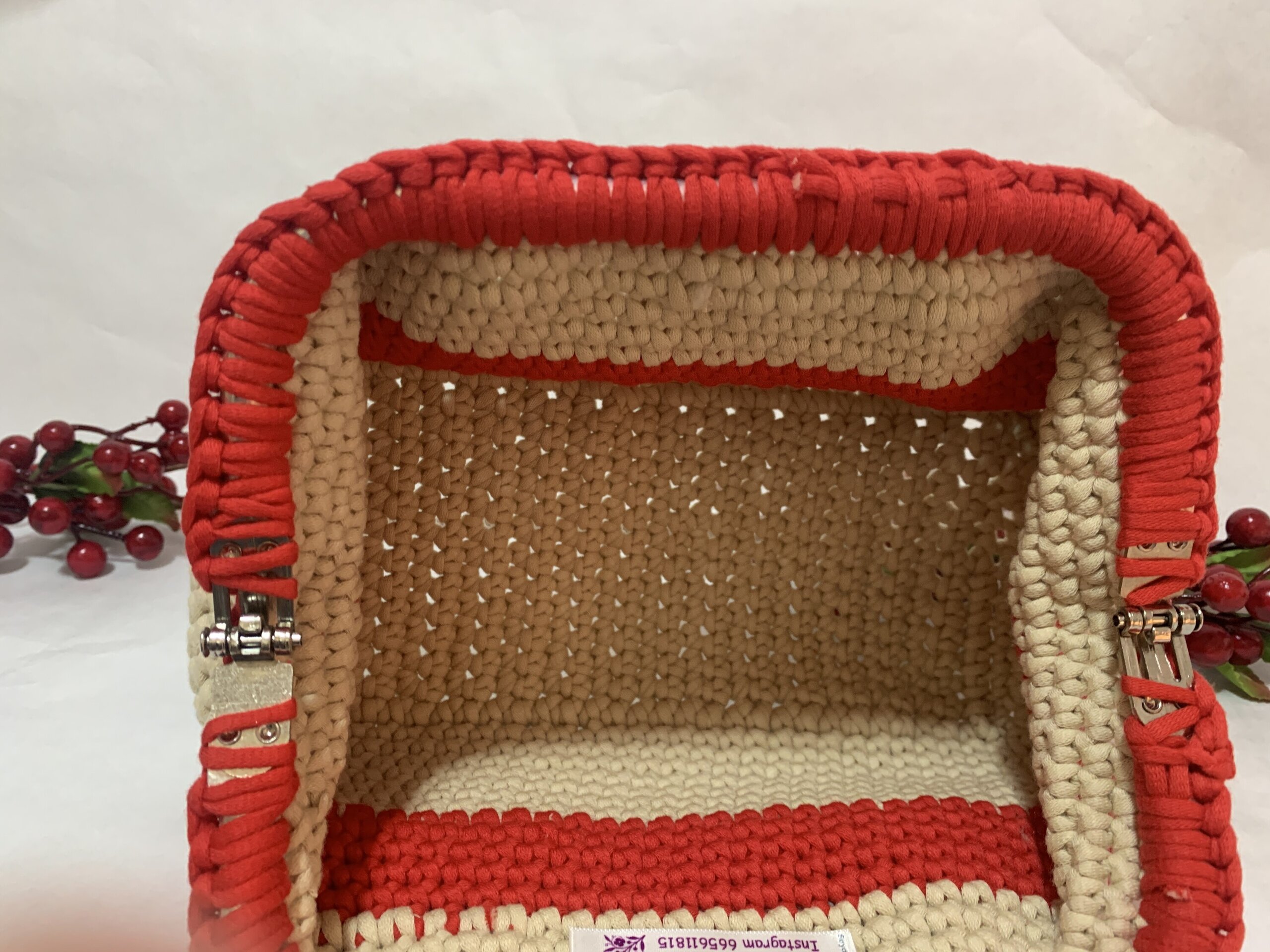 Neceser Beige y rojo - 4
