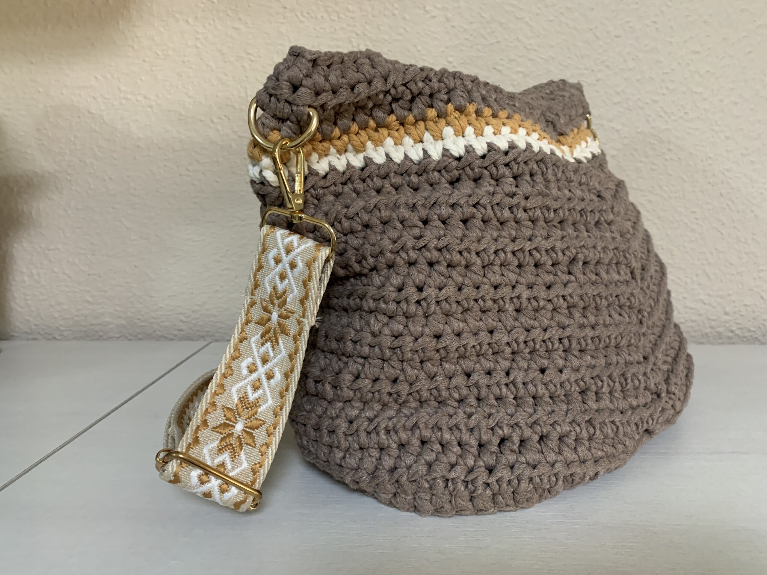 Bolso modelo Estrella crochet hecho a mano - 5
