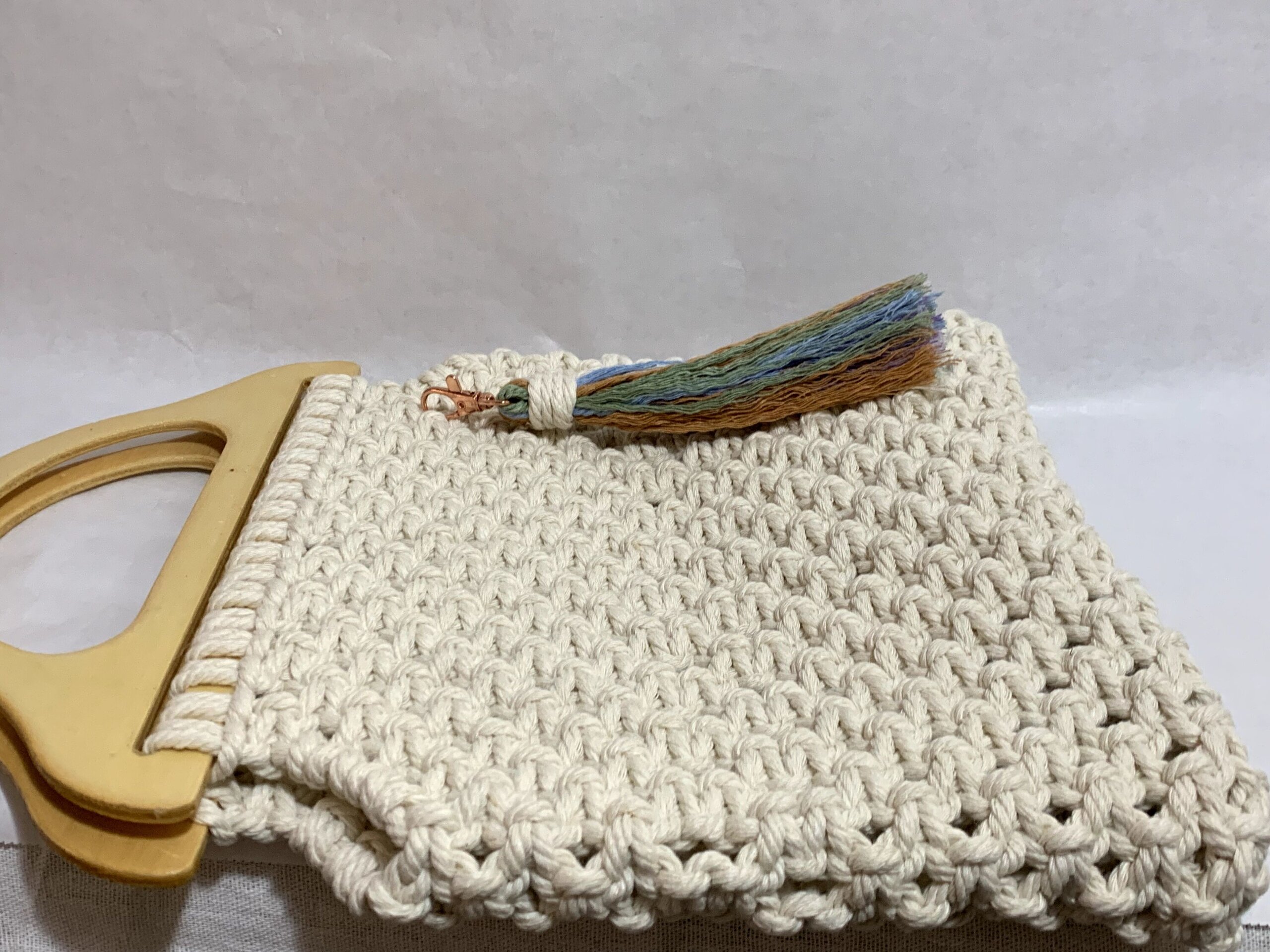 Bolso de mano Beige con asa de madera - 3
