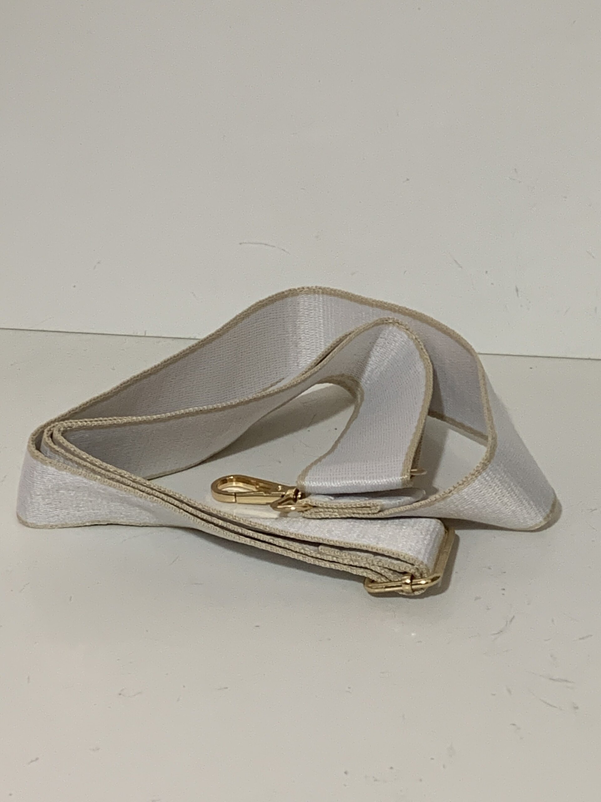Asa (Blanco, camel y dorado) - 2