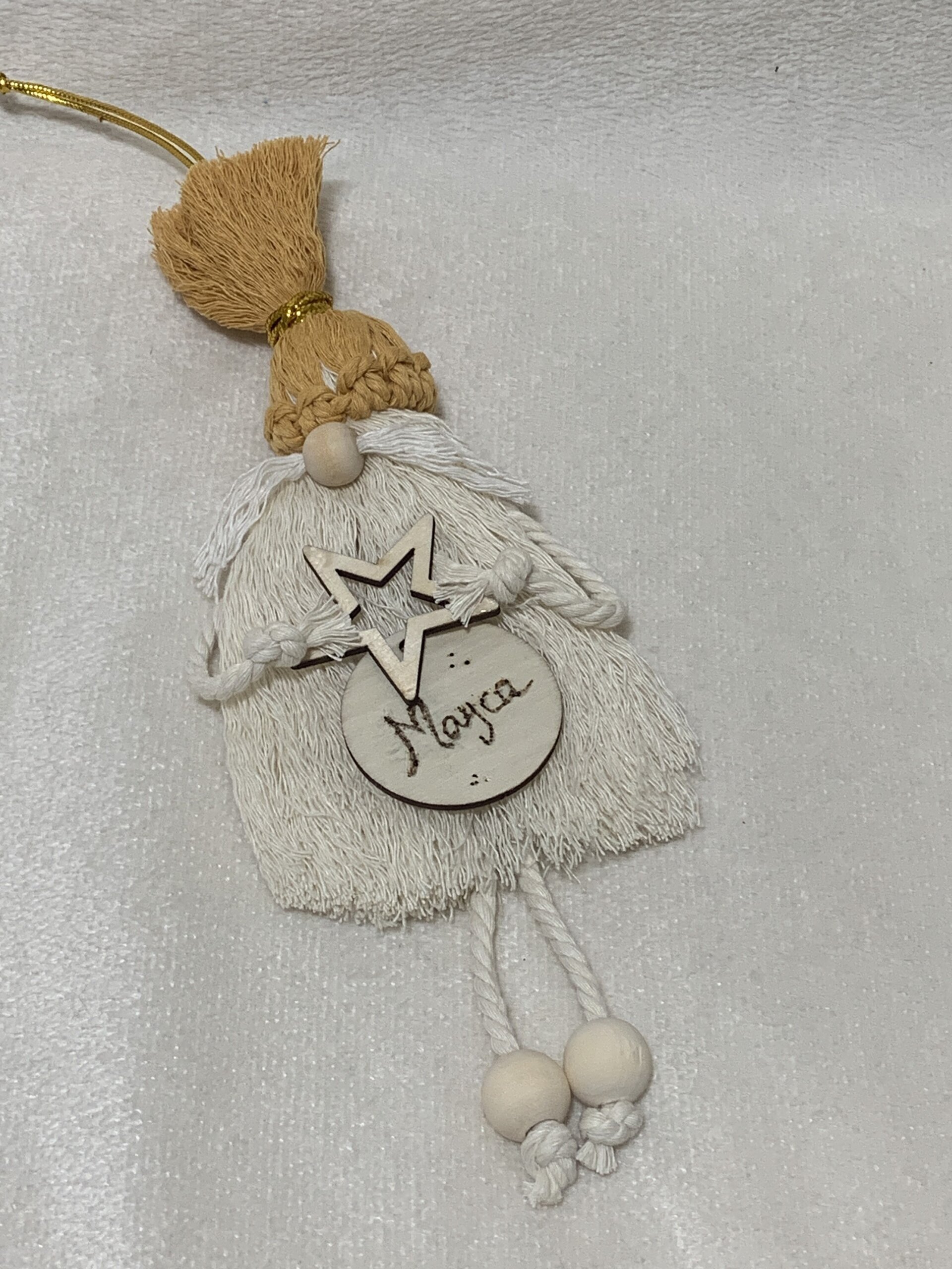 Duende de Navidad de macramé hecho a mano – Decoracion Navideña personalizada - 3