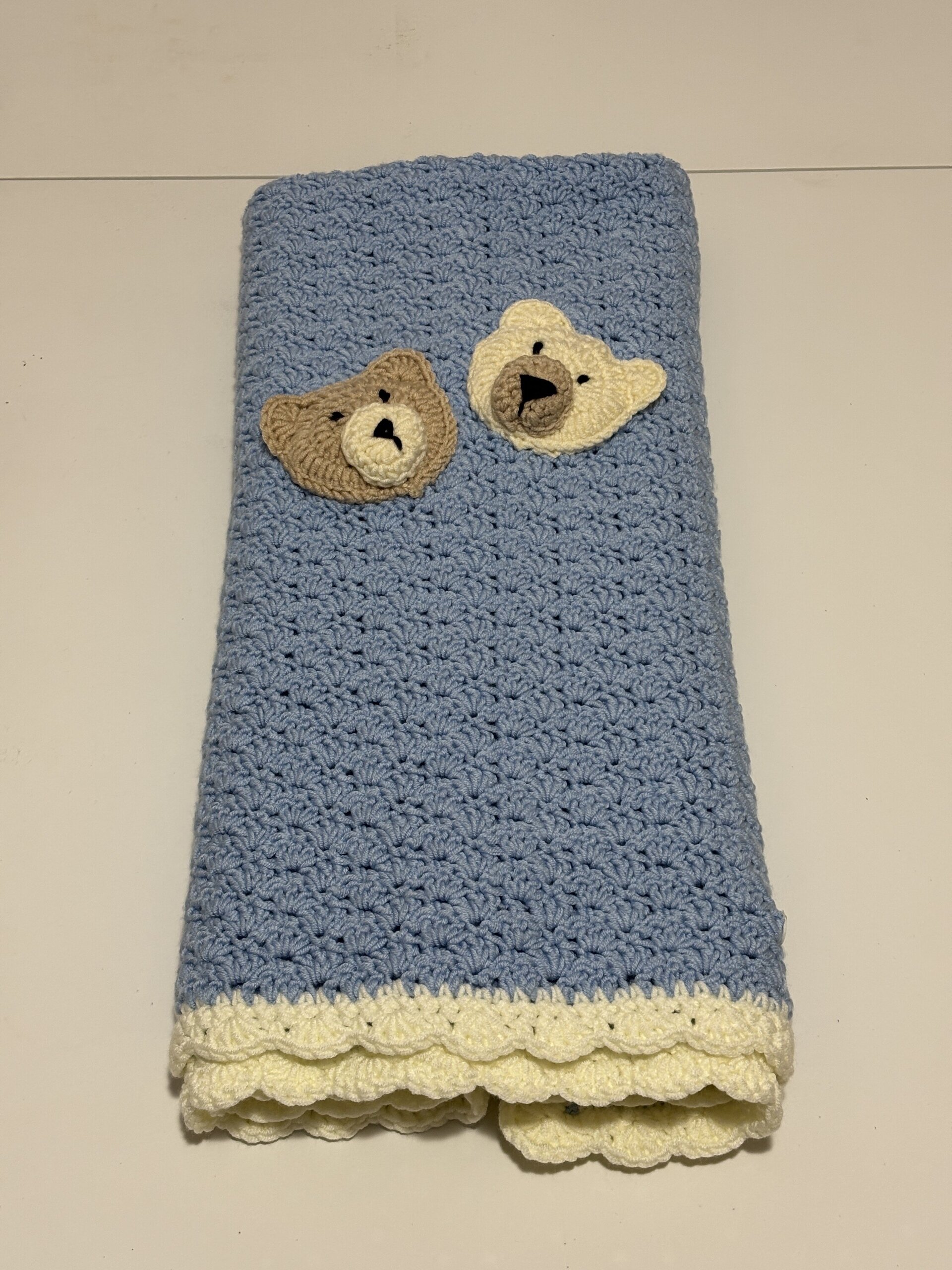 Manta para minicuna o arrullo bebé azul hecha a mano a crochet - 2