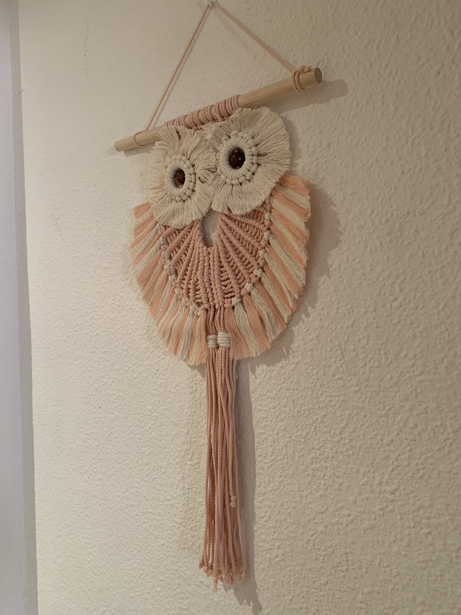 Buho de macramé Salmón - 3