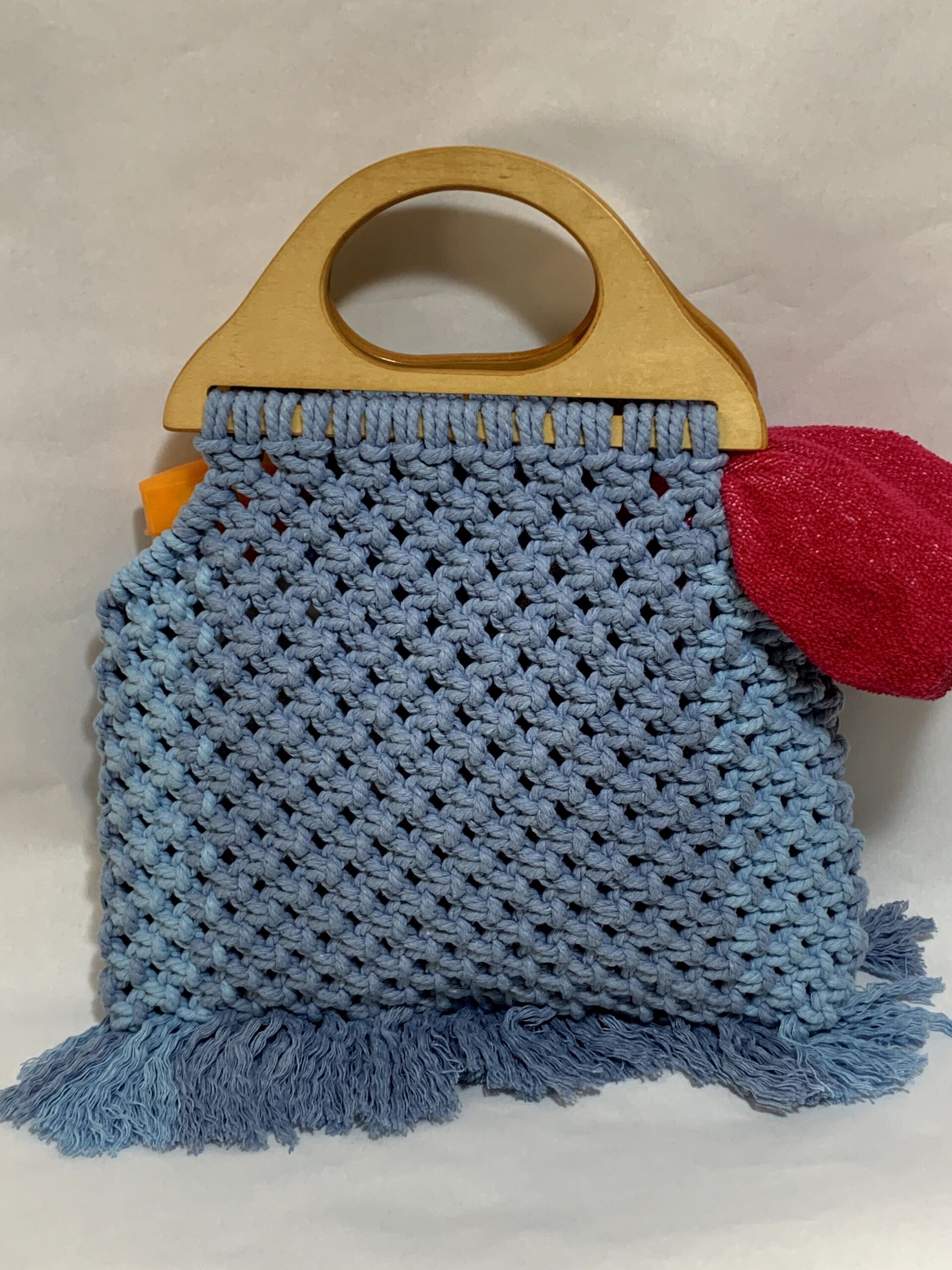 Bolso con asa de madera de macramé - 2