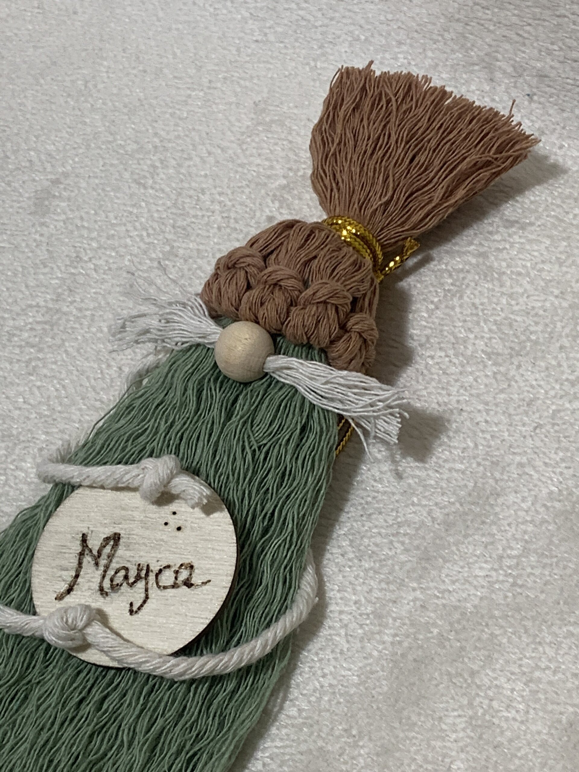 Duende de Navidad de macramé hecho a mano – Decoracion Navideña personalizada - 3