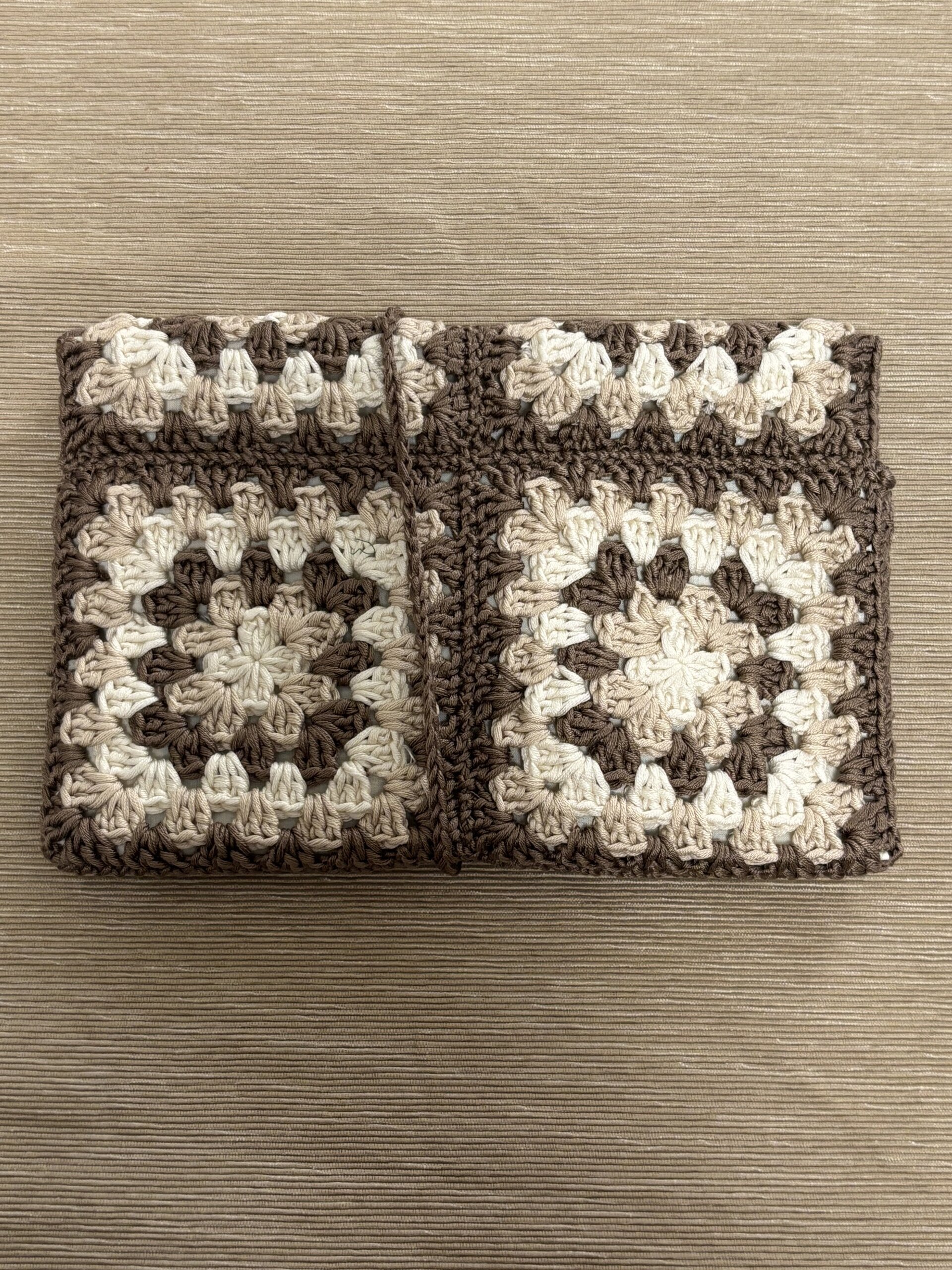 Conjunto funda gafas y portalibros hecho a mano crochet tonos marrones - 5