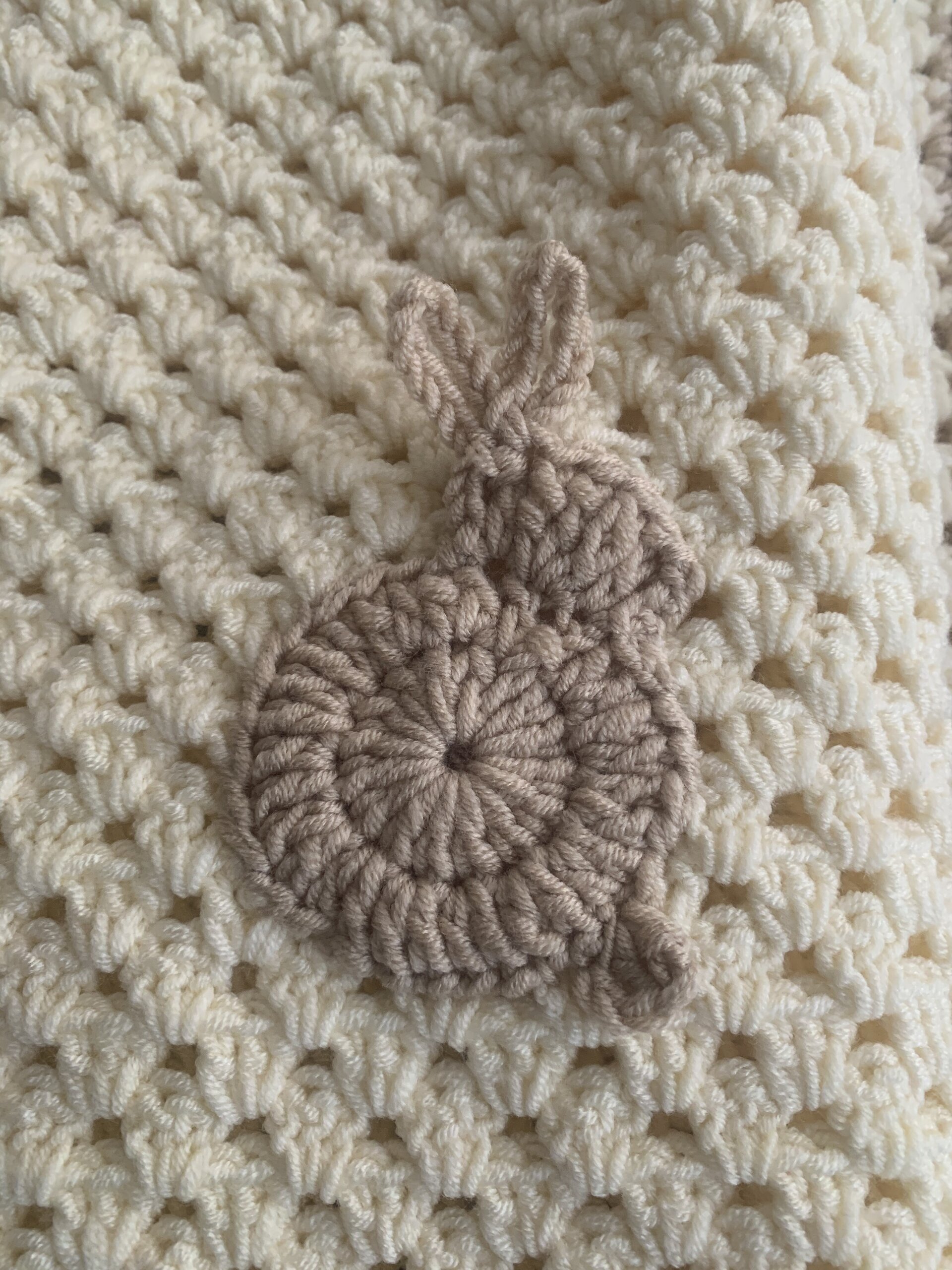 Manta para bebé a crochet (Conejitos) - 7