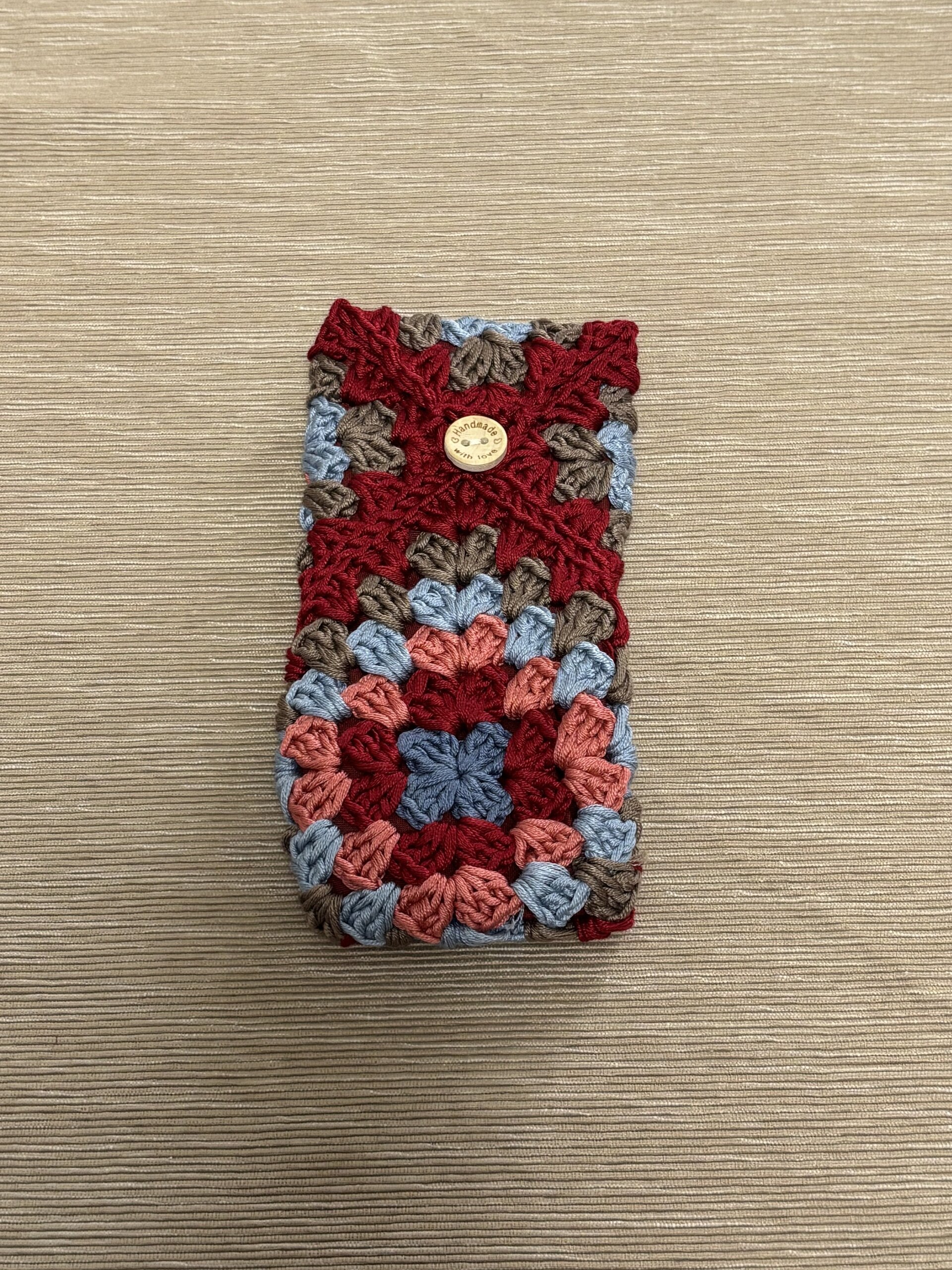 Conjunto funda gafas y portalibros hecho a mano crochet tonos granate - 5